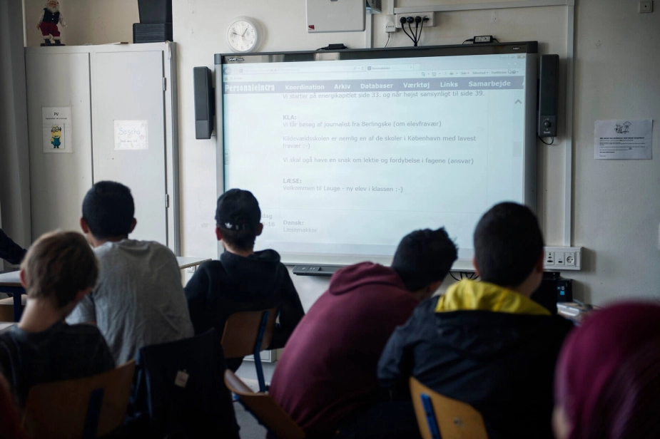 Undersøgelsen viser, at stigningen i andelen af elever med langvarigt bekymrende skolefravær især er tydelig blandt elever i udskolingen.