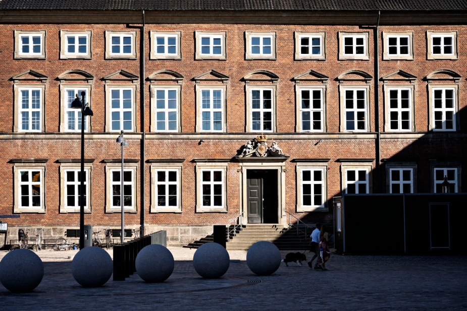 De seneste fem år har regeringen i snit ramt mere end 50 mia. kr. ved siden af det kommunale skattegrundlag.