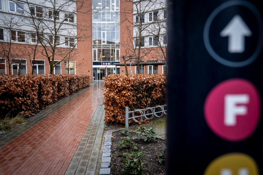 Tilsvininger, at blive hængt ud på nettet eller direkte trusler om vold, er for mange danskere en del af jobbet, viser en ny opgørelse fra Digitalt Ansvar, og på jobcentrene er man særligt udsat, mener Ask Hesby Holm.