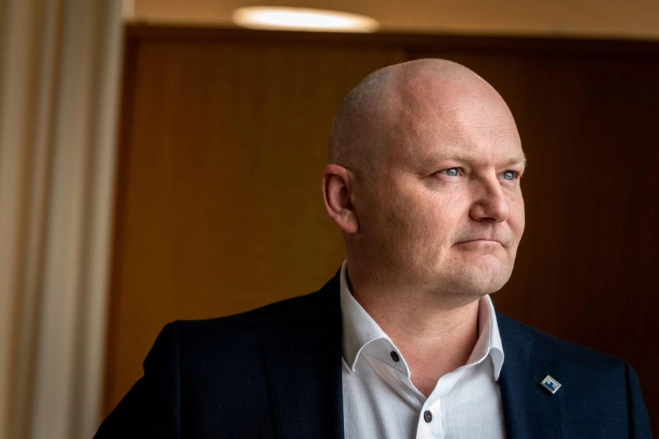 "Nu er det kommet bredt ud. Alle ved, at der ligger en tikkende bombe. Heldigvis er der mulighed for at få den afmonteret," siger Lars Gaardhøj til NB-Kommune.