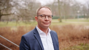 Skolelukning og dagtilbudsbesparelser: Nordjysk budgetforlig kritiseres af fagforening