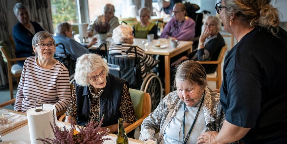 I takt med at antallet af ældre stiger, har kommunerne brug for at bygge nye plejehjem. Men statslige regler udfordrer mulighederne for nybyggeri.