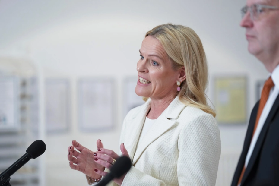 Mette Kierkgaard (M) præsenterer ældreudspillet på et pressemøde i Kolding. I et interview med NB-Ældre senere samme dag forklarer hun, at der kommer til at være personale i ældreplejen, som fremover skal orientere sig i tre lovkomplekser.