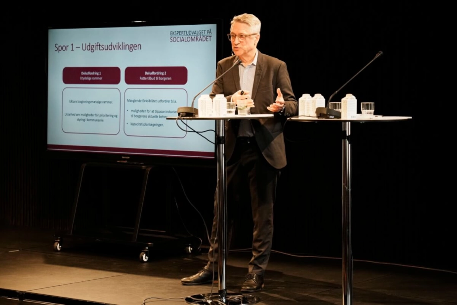 Torben Tranæs, forkningsdirektør hos VIVE, præsenterer onsdag Ekspertudvalget på socialområdets anbefalinger til at holde styr på økonomien i kommunerne.