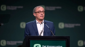 En glad Ziegler: Konservative stemmer for økonomiaftalen