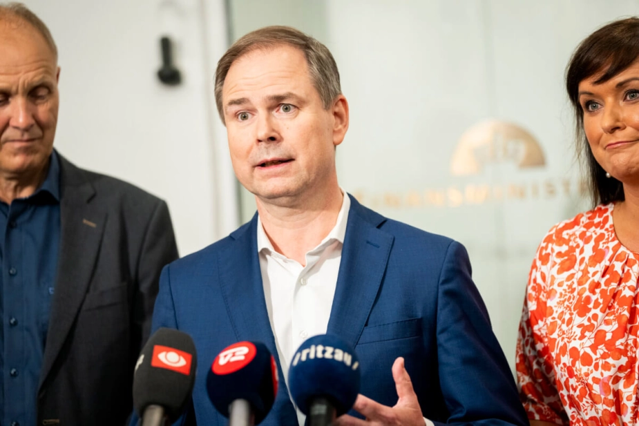 Ifølge Pelle Dragsted har Nicolai Wammen oversolgt økonomiaftalen, derfor hives han nu i samråd.