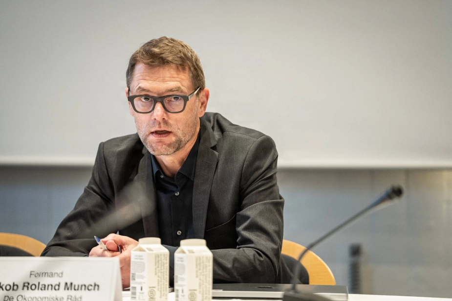 Jakob Roland Munch tiltrådte som ny overvismand den 1. september. I en ny analyse viser De Økonomiske Råds formandskab, at alvorlig stress kan have langvarige konsekvenser for tilknytningen til arbejdsmarkedet.