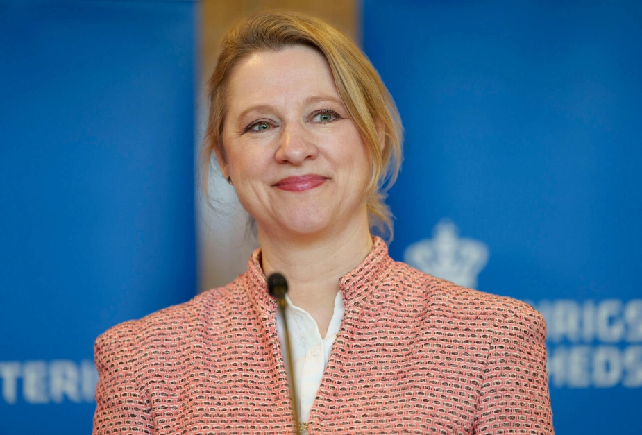 Social- og boligminister Sophie Hæstorp Andersen (S) har sendt brev til landets kommuner, hvor hun minder dem om pligt til at offentliggøre frister.