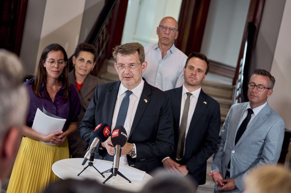 Forsvarsminister Troels Lund Poulsen præsenterede en politisk aftale fredag aften om placeringen af et nyt flådeskibsværft.