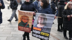Partihopper begrunder beslutning med voksenmobning