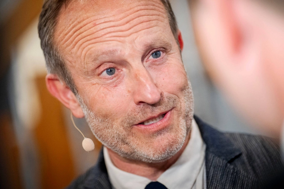 "Jeg forventer, at vi inden for uger fremsætter en hastelov," siger erhvervsminister Martin Lidegaard (R).