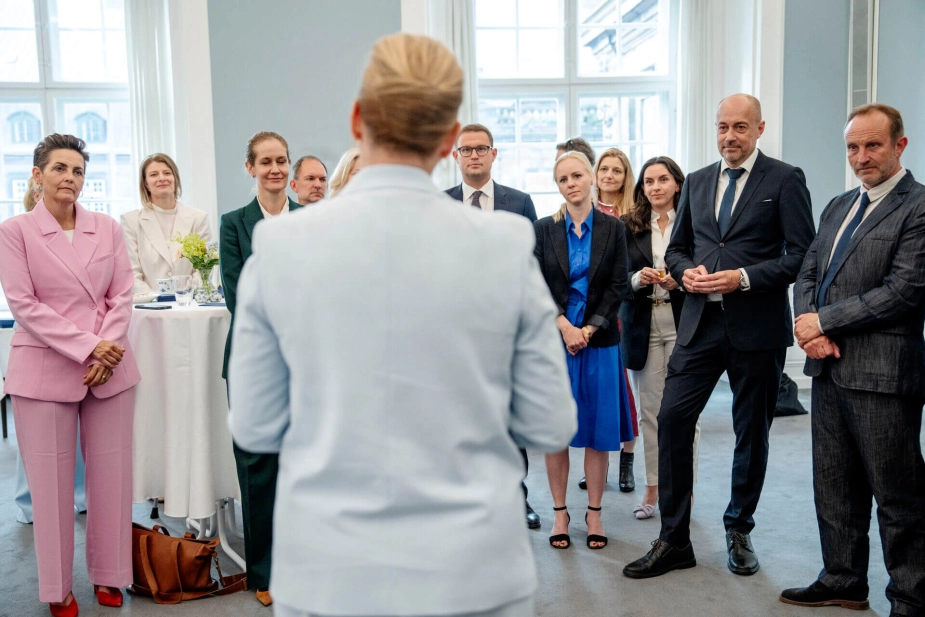 I regeringsgrundlaget for den nye regering mellem Socialdemokratiet, SF, Moderaterne og Radikale Venstre er CO2-fangst ikke nævnt.