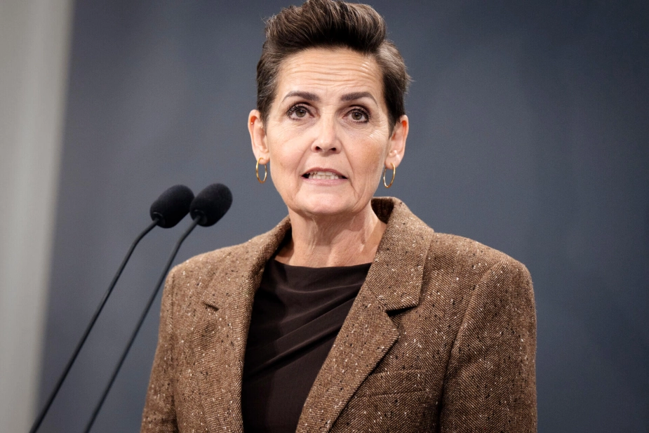 Økonomi- og Indenrigsminister Pia Olsen Dyhr (SF) har i dag præsenteret en ny skolepulje, men kritikken går på, at den kommer for sent i forhold til kommunernes budgetlægning.
