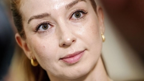 Klimaminister kritiseres for at blåstemple indfrielse af 2035-mål for tidligt