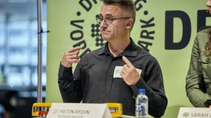Pensionister stopper besættelsen af højskole efter to dage