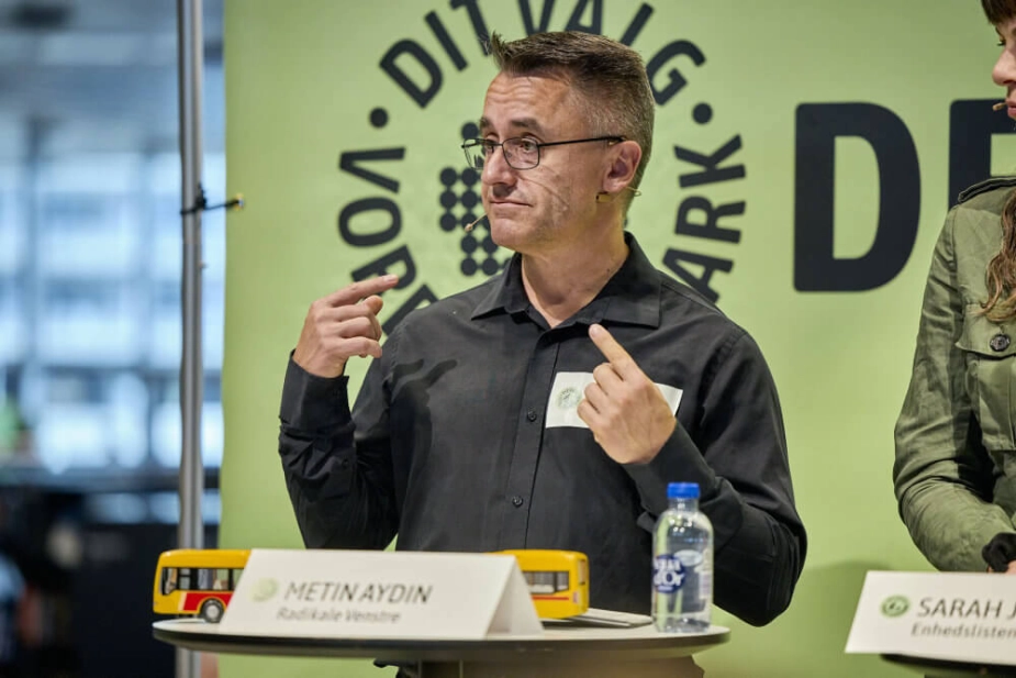 Metin Lindved Aydin (R) er Aarhus Kommunes rådmand for Sundhed og Omsorg. Han forstår godt reaktionen på nedlukningen, men påpeger, at der ikke vil være økonomi til et lignende tilbud de næste fire år. (Arkivfoto).