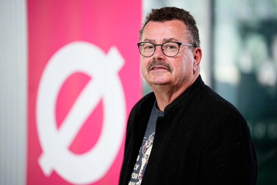 Klima- og miljørådmand Per Clausen i Aalborg Kommune vil have flere eldrevne køretøjer i bilparken.