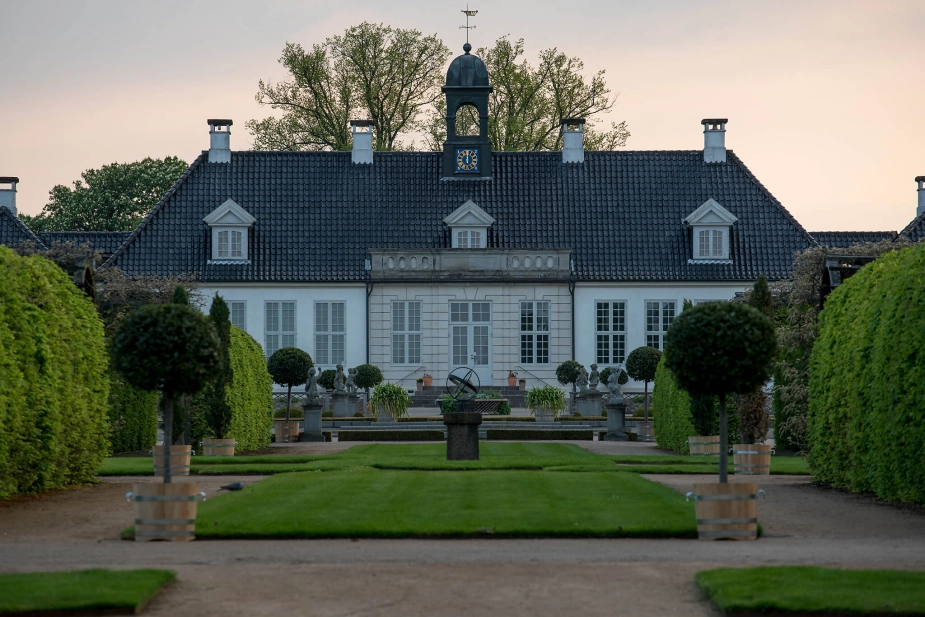 Gl. Holtegaard lukker.