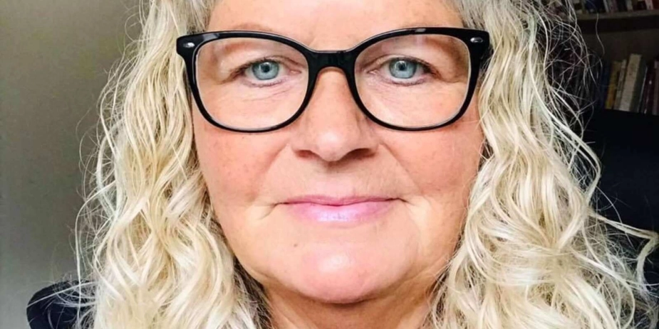 "Vi har arbejdet med at skabe en ny kultur, hvor medarbejderne forstår, at fravær ikke kun påvirker dem selv, men også arbejdsfællesskabet og vores kerneopgave over for borgerne,” forklarer Gitte Meyer.