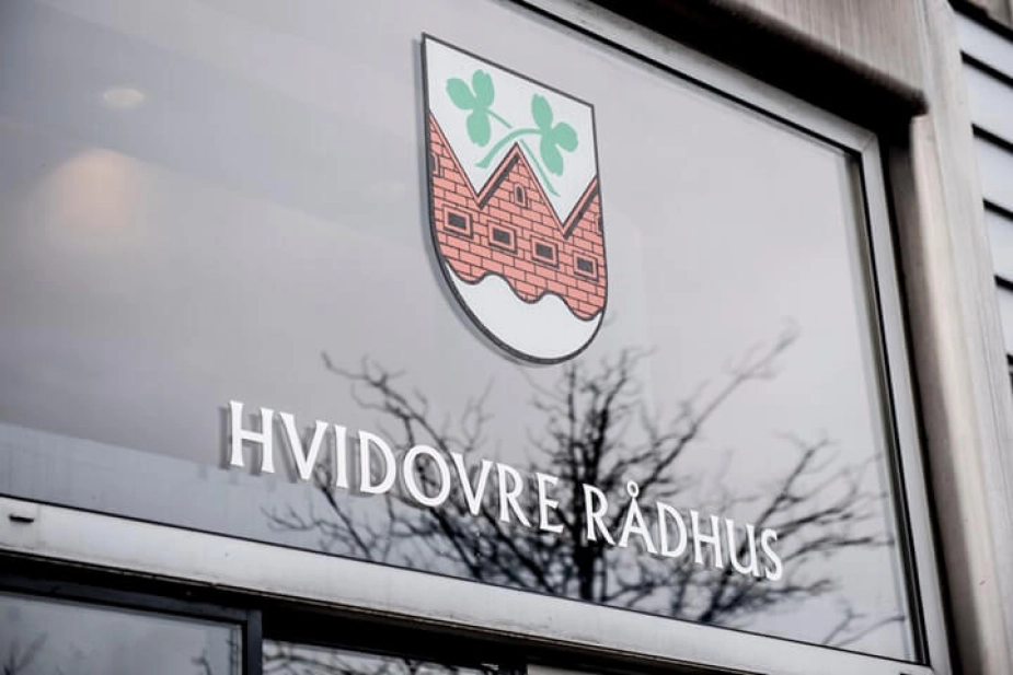 Luften er kold mellem ledelsen på rådhuset i Hvidovre og kommunens renovationsmedarbejdere, der føler sig svigtet.