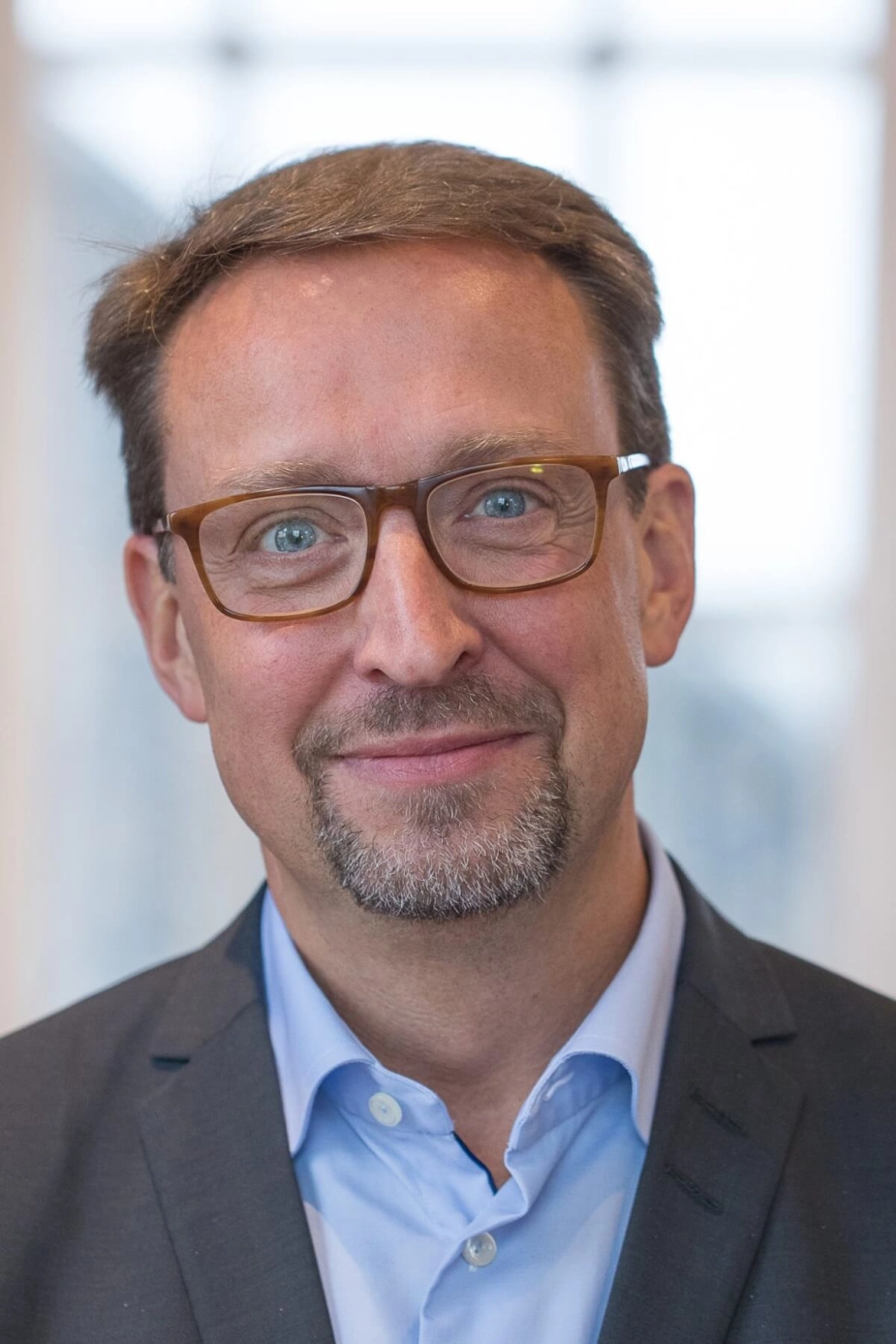 Jakob Bigum, formand for Kommunale Velfærdschefer, kan ikke forestille sig, hvordan kommunerne skal lave faste teams på en god måde, hvis sygeplejerskerne tages ud af ligningen.