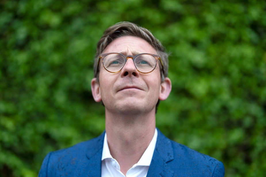 Karsten Lauritzen, branchedirektør for DI Transport, opfordrer transportpolitikerne til at investere mere i den kollektive transport.