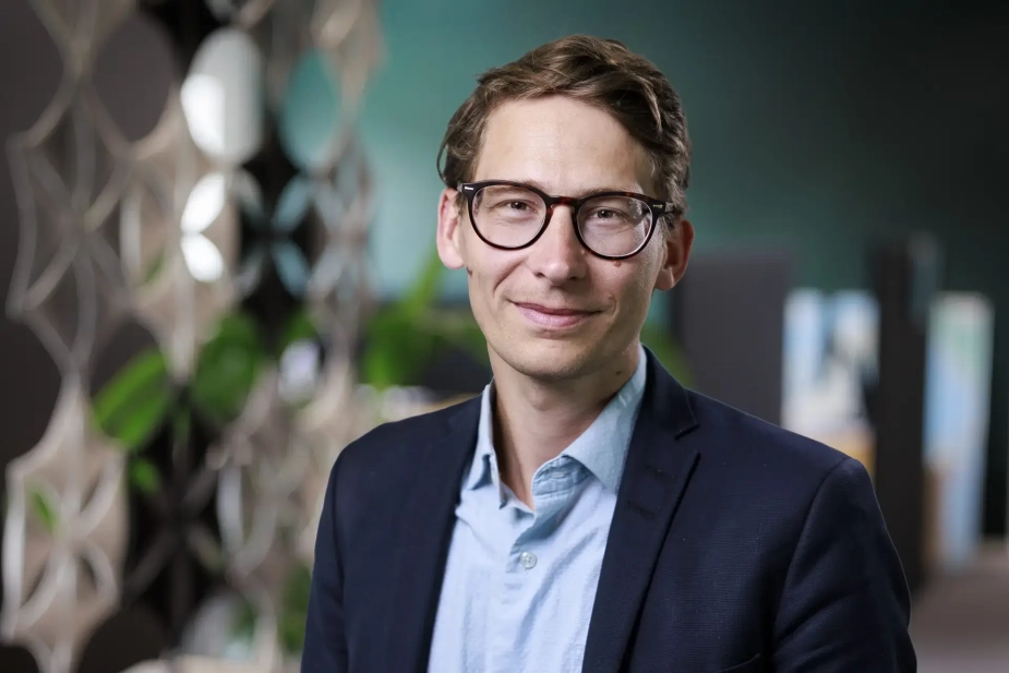 "Danmark er verdensmester til at sikre vores vandressourcer og sikre, at vi udnytter vores affaldsressourcer optimalt til genanvendelse og energi," siger Magnus Skovrind Pedersen, direktør i Tænketanken Brundtland.