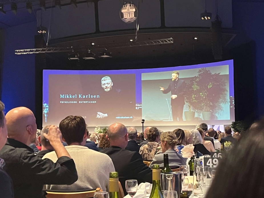Mikkel Karlsen stod for aftenens underholdning.