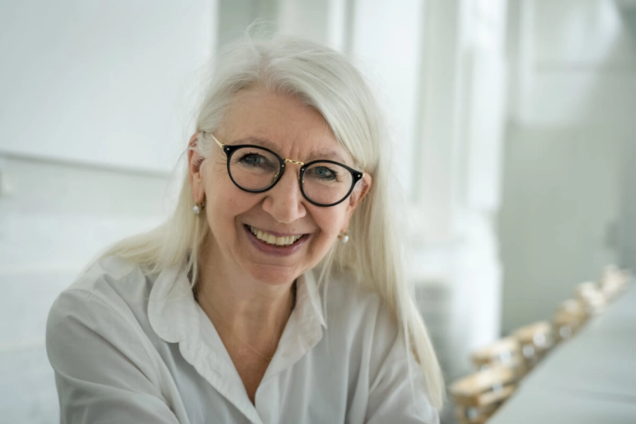 Der er i høj grad brug for innovation og ”tænkning i nye baner” for inddragelse af nye teknologier for at opnå et sammenhængende sundhedsvæsen, skriver forsker i sammenhængende patientforløb Anne Frølich, professor ved Københavns Universitet.