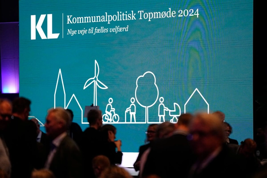 Det netop afsluttede Kommunale Topmøde kan indvarsle et paradigmeskifte i samarbejdet mellem kommunerne og regeringen, skriver chefredaktør Arne Ullum i denne analuyse.