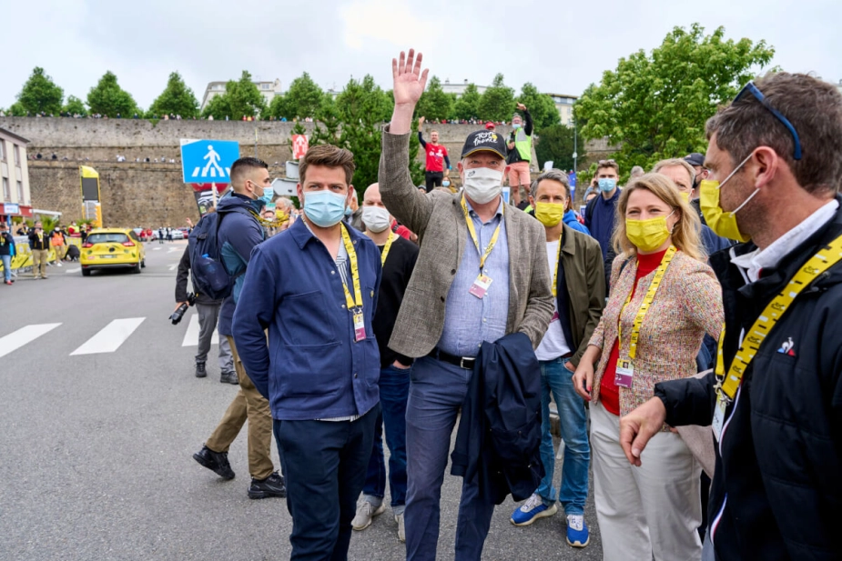 Roskilde og København kommuner har satset stort på cykelløb i flere år. Her ses borgmestrene Tomas Breddam (S) og Sophie Hæstorp Andersen (S) til Tour de France i Frankrig i 2021 - et år inden løbet startede med tre etaper i Danmark.