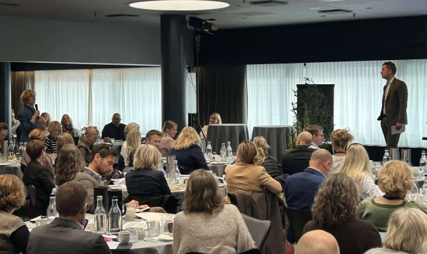 Direktør advarer om dyrere faste teams: Ældreministeren vil se nærmere på problemet