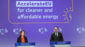 EU foreslår at give forbrugertilskud til varmepumper og solceller