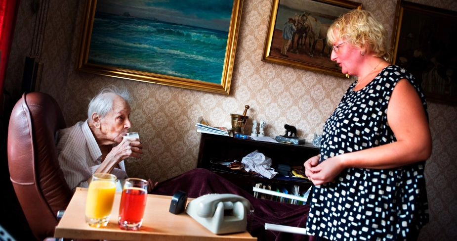Kommunernes Landsforening har en forhåbning om, at der på sigt kommer en privat leverandør af helhedspleje i alle kommuner, så borgerne kan gøre brug af deres frie leverandørvalg. (Arkivfoto)