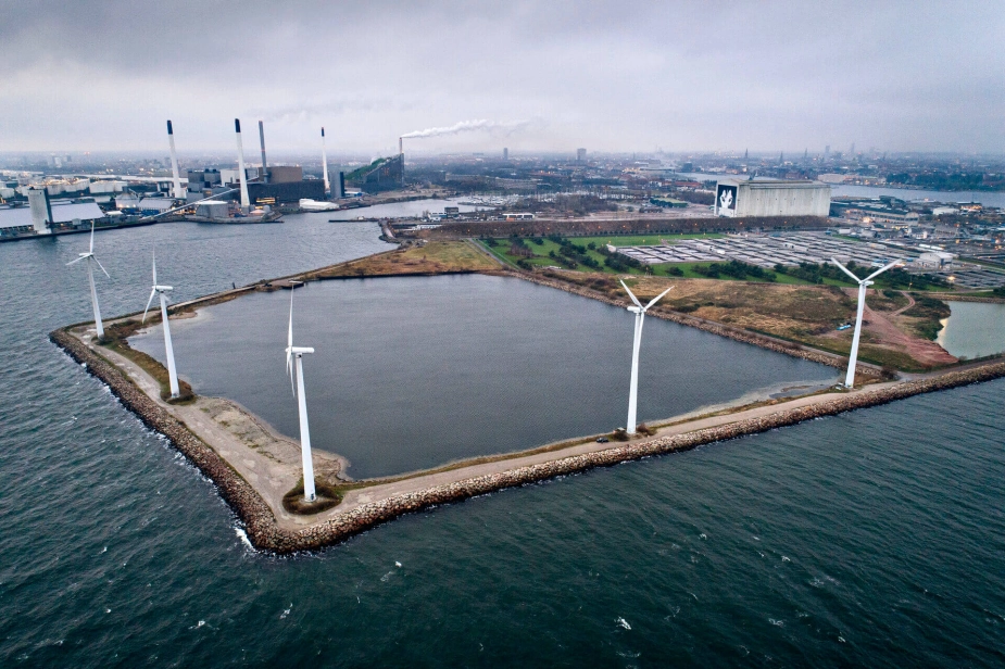Forskerne har undersøgt prøver af spildevand fra det kommunale rensningsanlæg Lynetten i København, som modtager spildevand fra toiletskyld, badevand og køkkenvaske fra cirka 350.000 indbyggere.