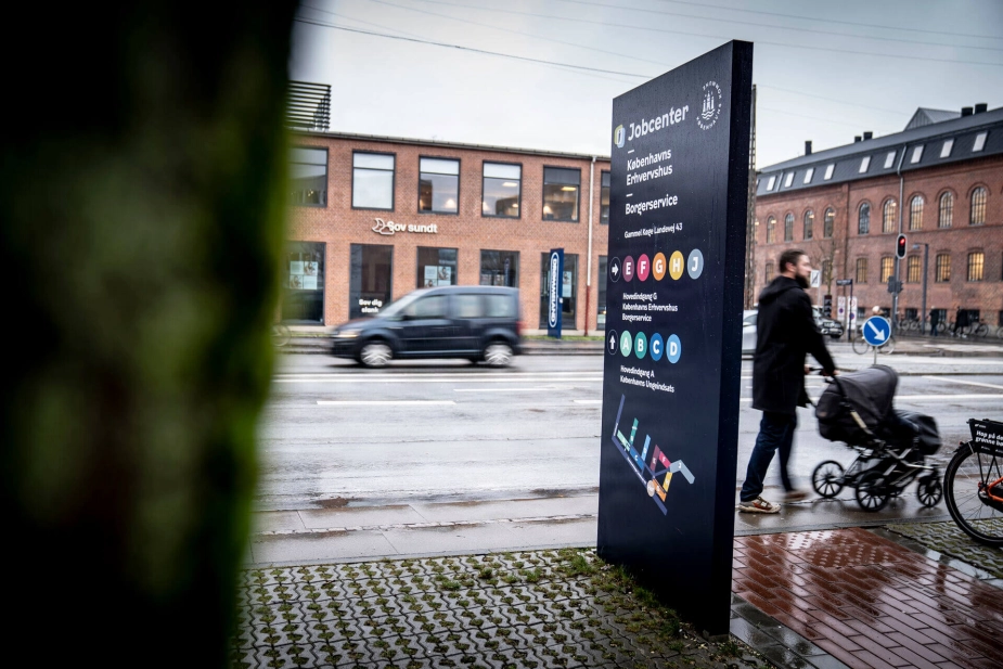 April Viser 800 flere kom i arbejde i april måned - NB Beskæftigelse