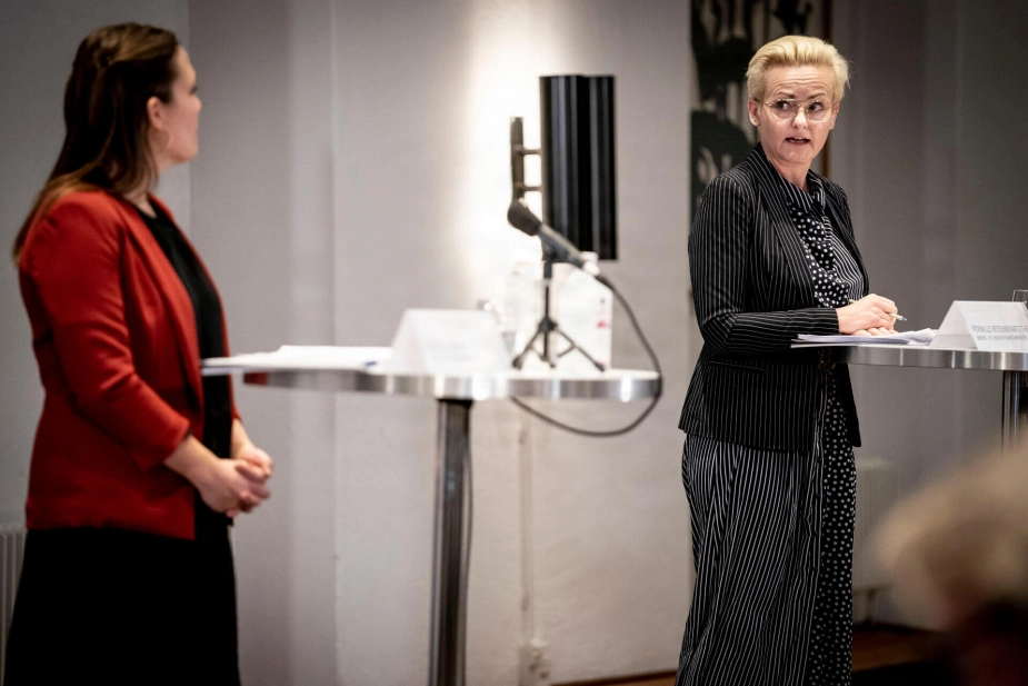 Pernille Rosenkrantz-Theil (th.) trak sig allerede op til kommunalvalget, mens Astrid Krag (tv.) udtræder af Folketinget i forbindelse med valget.