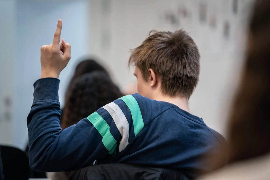Kommunerne skal efter sommerferien være klar med tilbud til 8. og 9. klasse-elever om at komme i juniormesterlære.