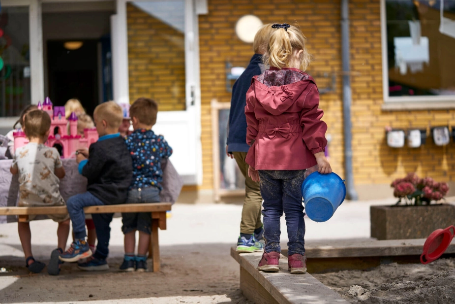Kortere åbningstider i daginstitutioner og fritidsordninger får Ankestyrelsen til at bede om en redegørelse.