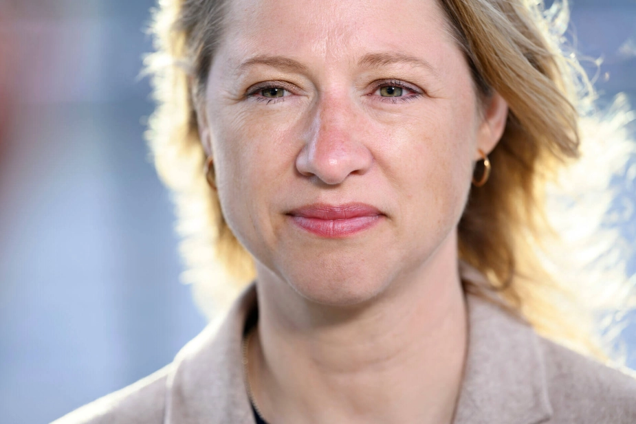 Social- og boligminister Sophie Hæstorp Andersen (S) vil lade kommunerne sige nej til nedrivning af bygninger for at beskytte klimaet.
