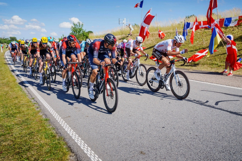 Sådan så det ud, da Tour de France rytterne kørte gennem Halsskov i 2022. (Genrefoto).