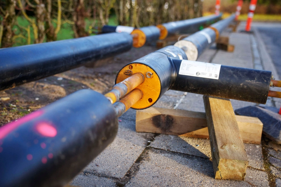 Ankenævnet på Energiområdet har truffet de fem første afgørelser i en længere række af sager, hvor der er klaget over Odsherred Varmes prisstigninger og krav om høje udtrædelsesgodtgørelser. En forbruger i et eksisterende fjernvarmeområde tabte sag, mens to borgere i nye fjernvarmeområder fik medhold.