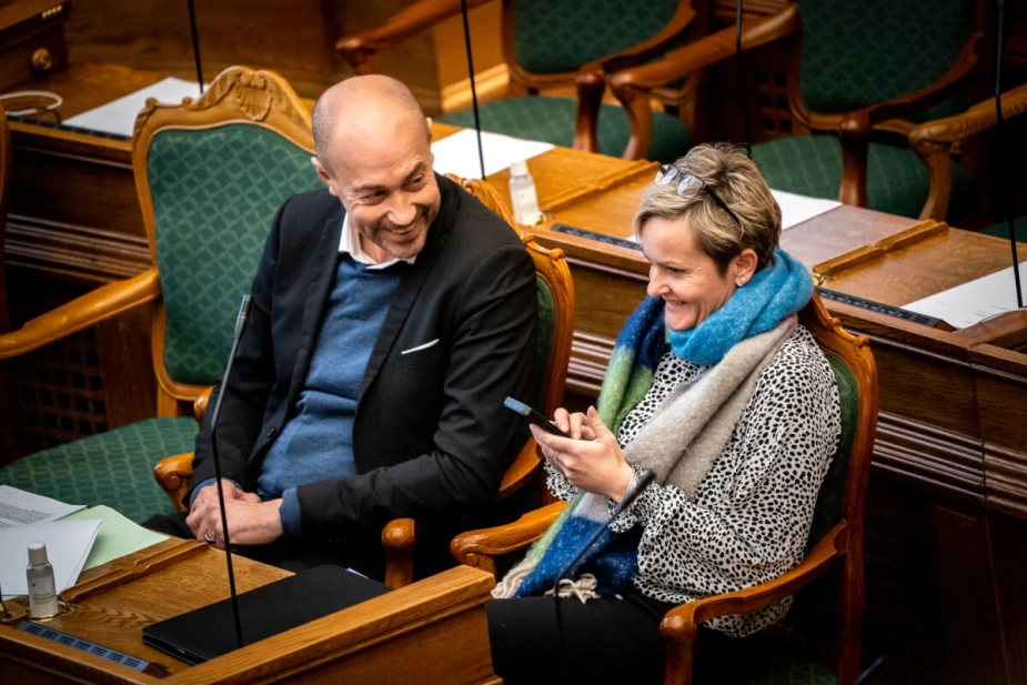 Socialministeren er på jagt efter flere partier, der kan tilslutte sig rammeaftalen.