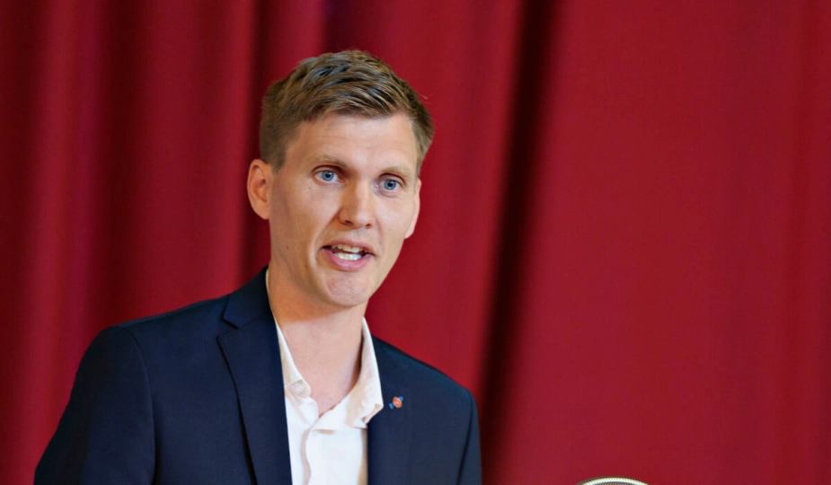 Borgerbevægelse klager til ankestyrelsen i motorvejssag. På billedet ses Aalborg Kommunes borgmester, Lasse Frimand Jensen.