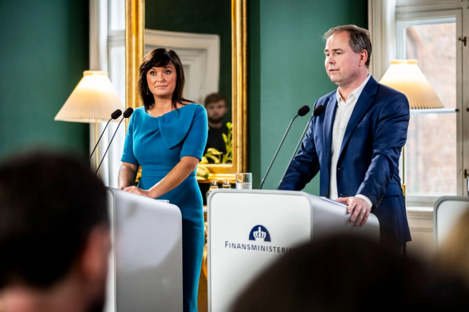 Finansminister Nicolai Wammen (S) og sundheds- og indenrigsminister Sophie Løhde (V) har den seneste uge arbejdet med at strikke et nyt særligt finansieringstilskud sammen, som vil tilføre økonomisk udsatte kommuner en-to milliarder kroner. Det oplyser kilder med indsigt i forløbet til NB-Økonomi.