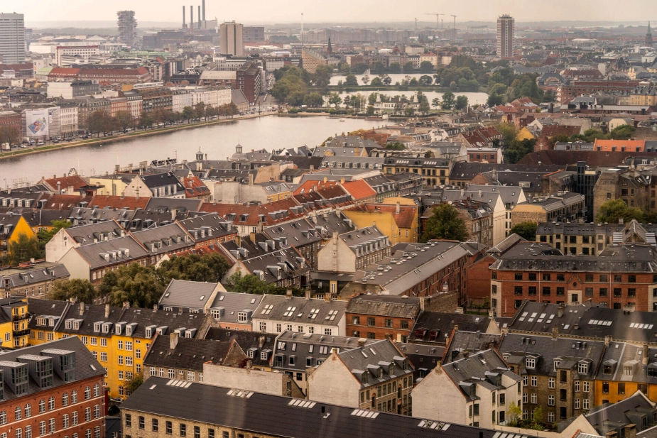 Finansministeriet og Social- og Boligministeriet foreslår, at hæve maksimumbeløbet for, hvor meget et alment boligbyggeri må koste at opføre for at holde byggeriet i gang.