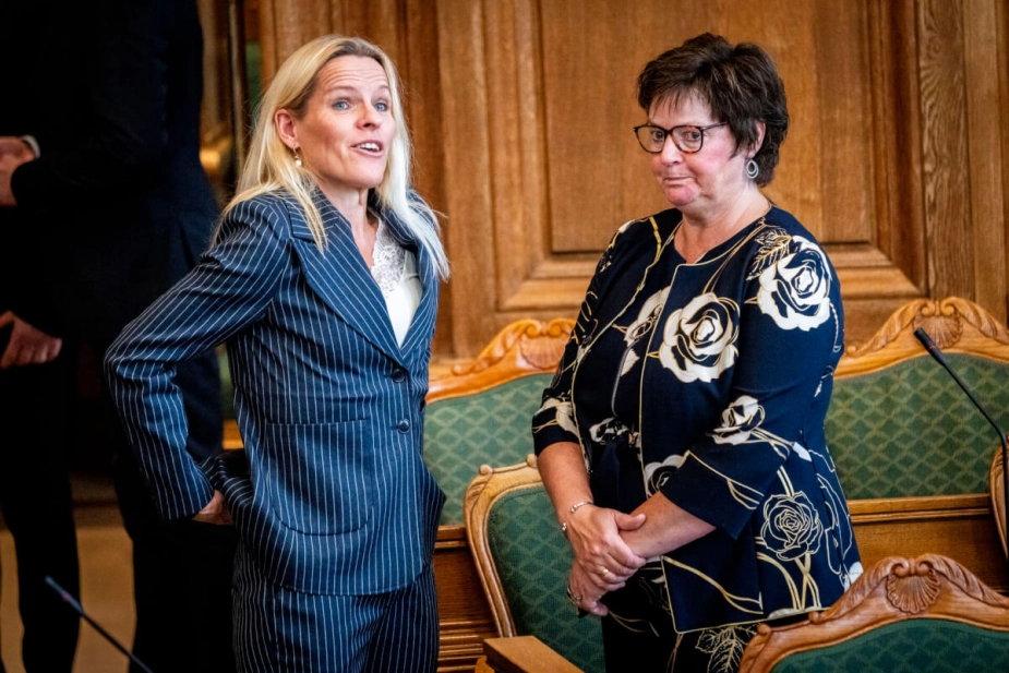 Den bliver ikke med denne aftale at man løser udfordringerne med betalingskommunefolketallet. Det erkender Venstres Anni Matthiesen (t.h.)