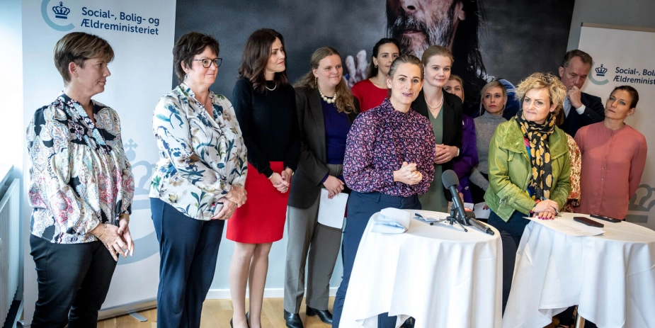 Sidste år tildelte et bredt flertal bag aftalen om fordelingen af SSA-midlerne ældreområdet 70 millioner kroner. Billedet er fra pressemødet, hvor aftalen blev præsenteret.