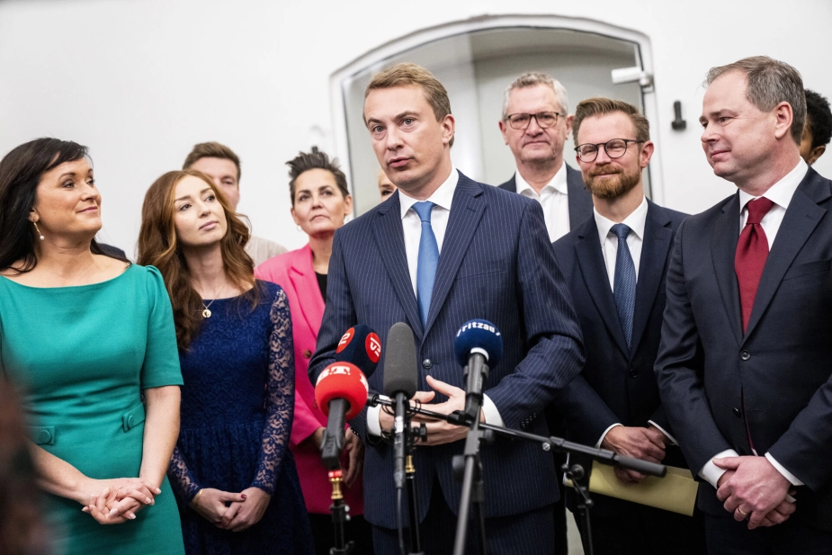 DF-formand Morten Messerschmidt prøvede at få flere besparelser i den statslige administration med i finansloven.