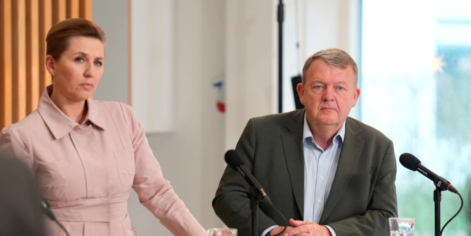 Mette Frederiksen (S) og Lars Løkke Rasmussen (M) slog begge fast, at ældreområdet kan blive påvirket senere hen med sundhedstiltag, når Sundhedsstrukturkommissionen kommer med sine anbefalinger om nogle måneder.
